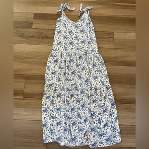 Blue white floral maxi dress